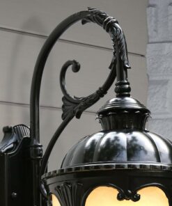 đèn tường ngoài trời cổ điển