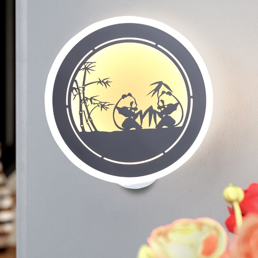 Đèn LED dán tường Gấu Trúc