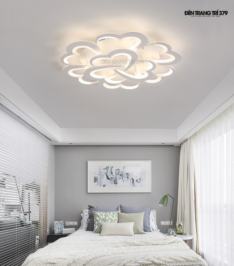 Đèn LED ốp trần trang trí 9 cánh trái tim C262