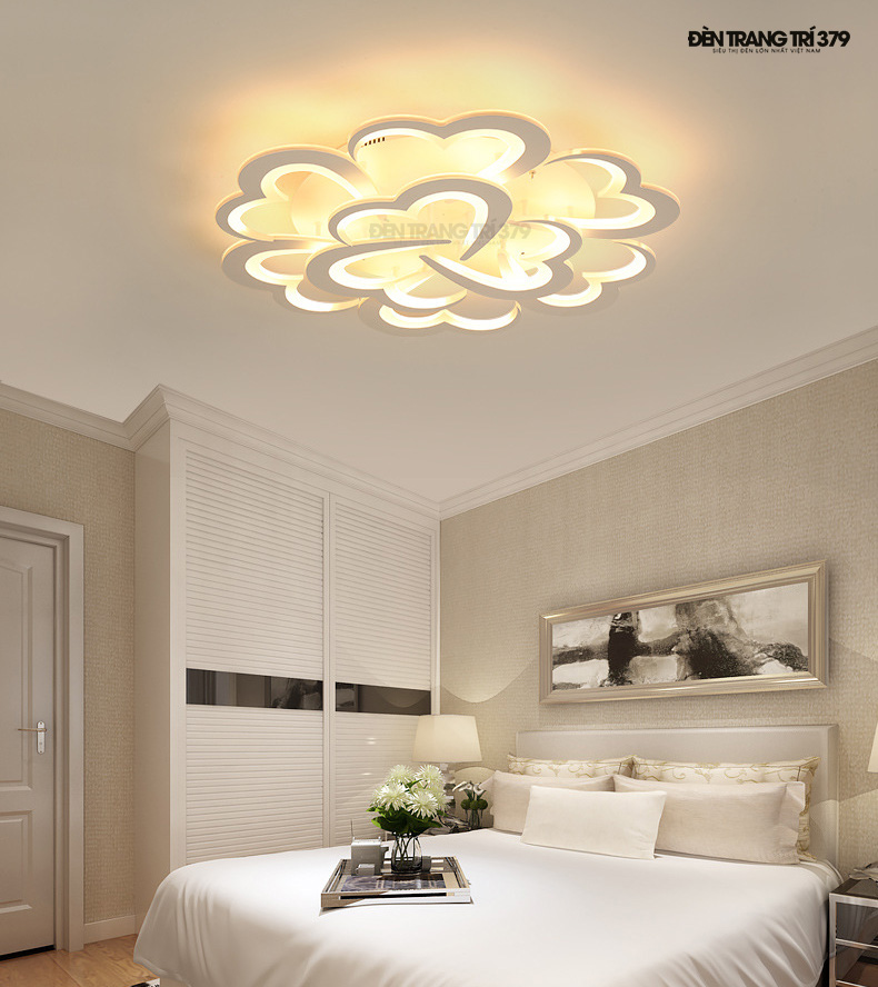 Đèn LED ốp trần trang trí 9 cánh trái tim C262
