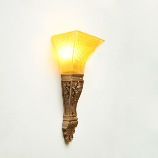 Đèn hắt tường