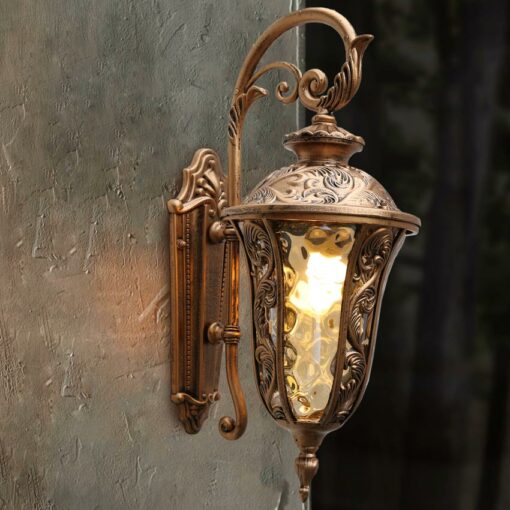 Đèn tường ngoài trời cổ điển
