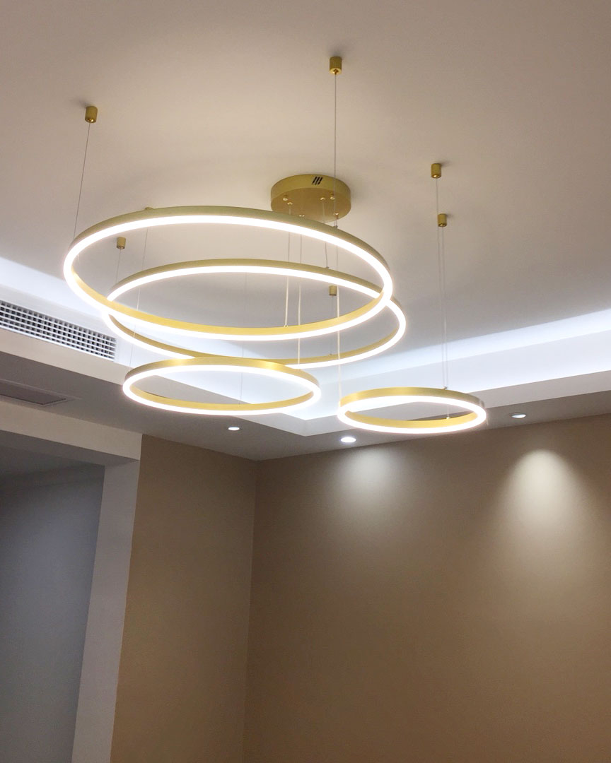 đèn thả led 4 vòng tròn xi vàng hiện đại