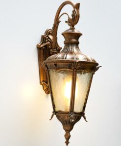 đèn tường ngoài trời cổ điển