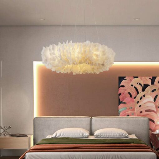Đèn chùm trang trí lông vũ cao cấp cho phòng ngủ ấm cúng
