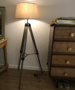 Đèn cây đứng 3 gỗ hiện đại Venus KD2107F