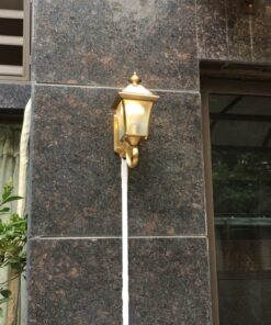 đèn tường ngoài trời cổ điển