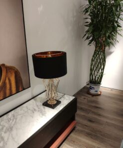 Đèn bàn trang trí hiện đại