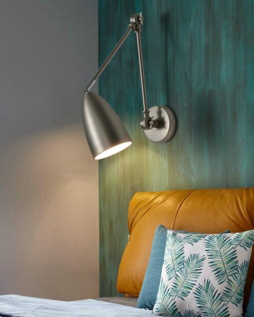 Đèn gắn tường hợp kim sơn bạc (L27128)