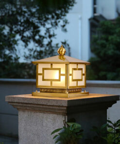 Đèn trụ cổng ngoài trời bằng đồng LT427