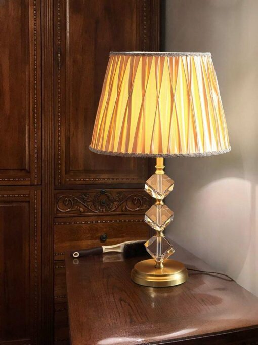 Đèn để bàn đồng & pha lê cao cấp