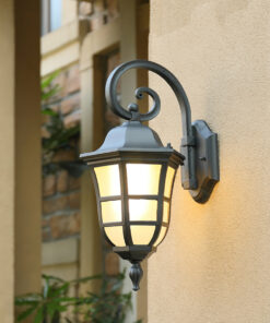 Đèn tường trang trí ngoài trời