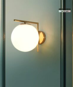 Đèn gắn tường trang trí quả cầu thủy tinh Q212