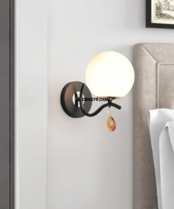 Đèn tường trang trí chụp thủy tinh tròn QK1750