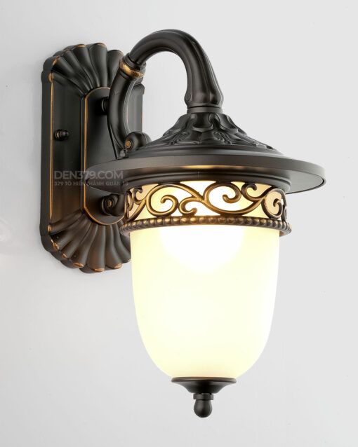 Đèn tường ngoài trời VT132