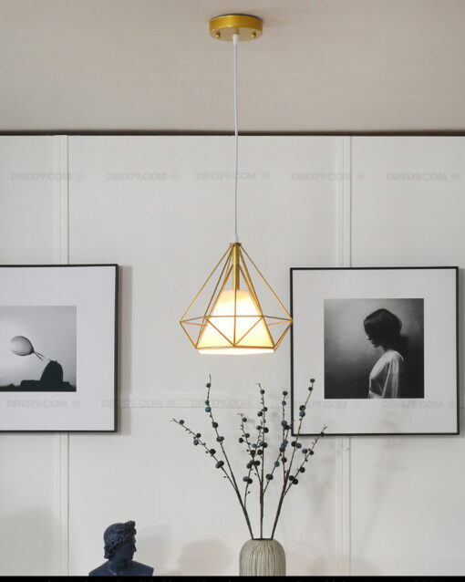 Đèn khả khung kim cương vàng D2339