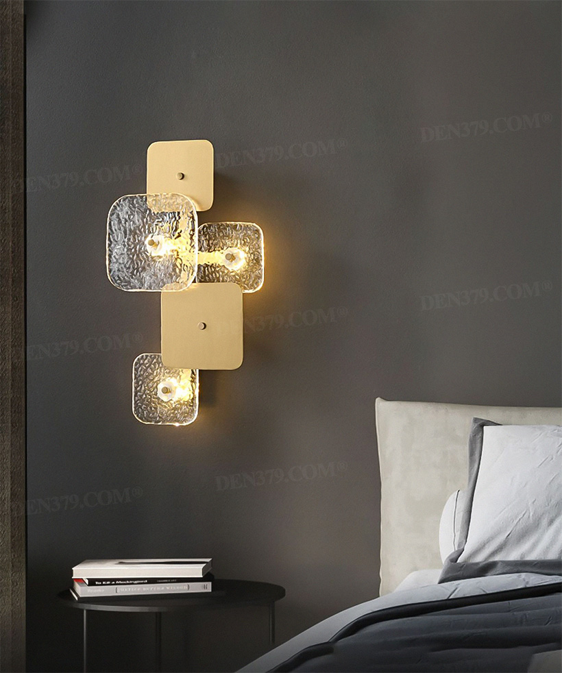 Đèn tường hình vuông thuỷ tinh dập nổi 65808