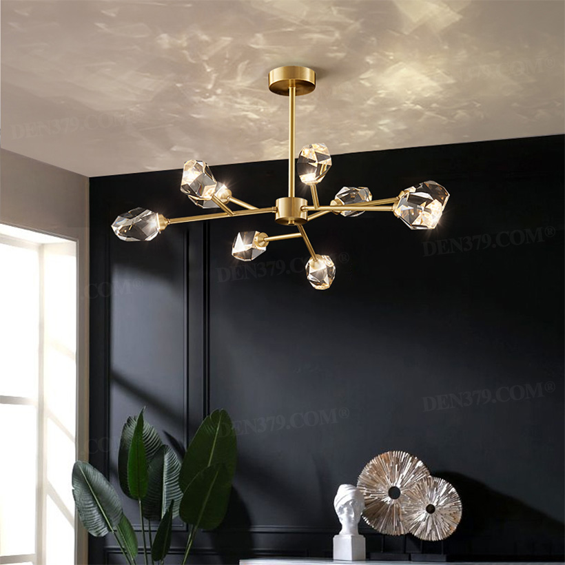 Đèn chùm thân đồng chụp khối pha lê 66745