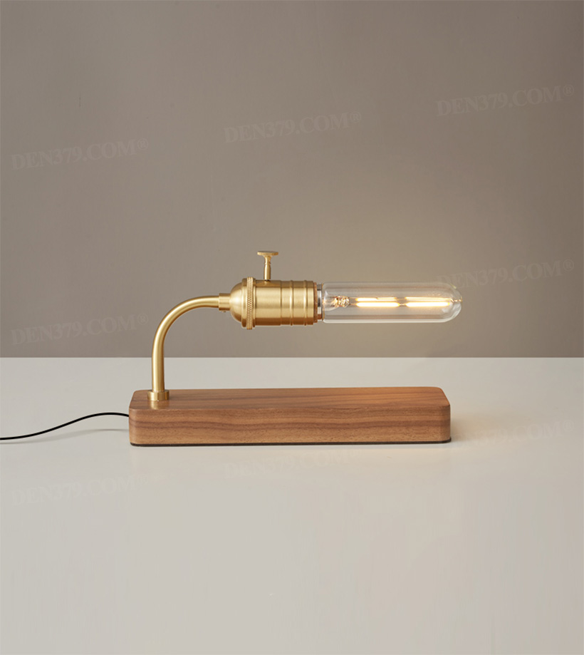 Đèn ngủ để bàn thân đồng đế gỗ cao cấp phong cách tối giản 67435