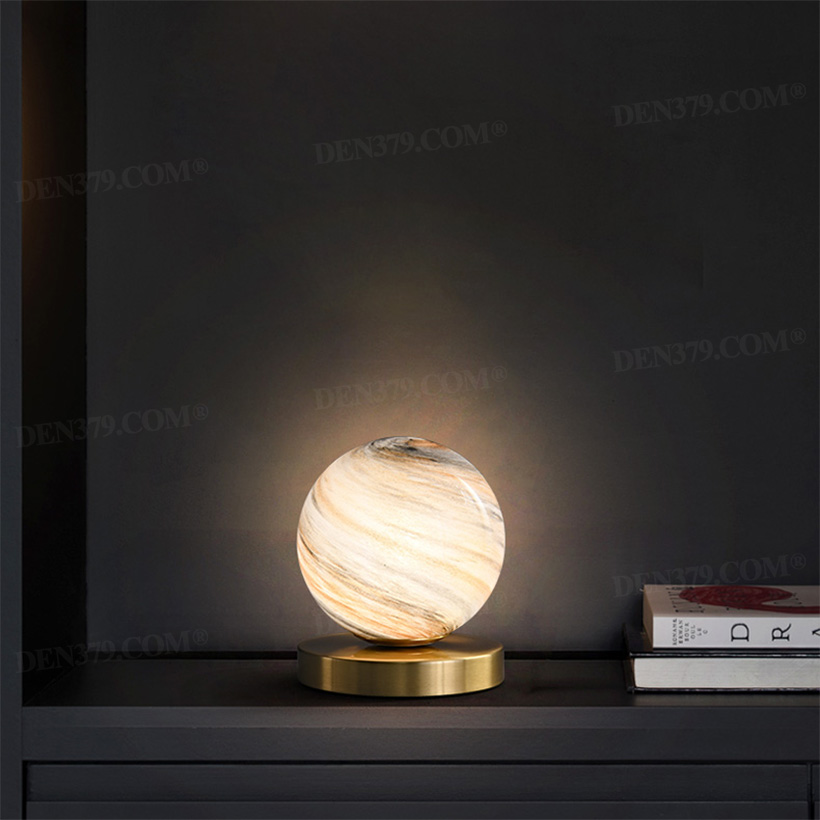 Đèn để bàn quả cầu thủy tinh galaxy 67485