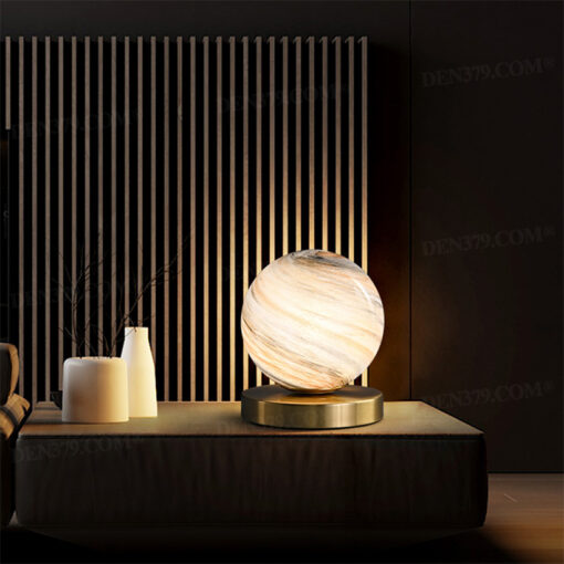 Đèn để bàn quả cầu thủy tinh galaxy 67485